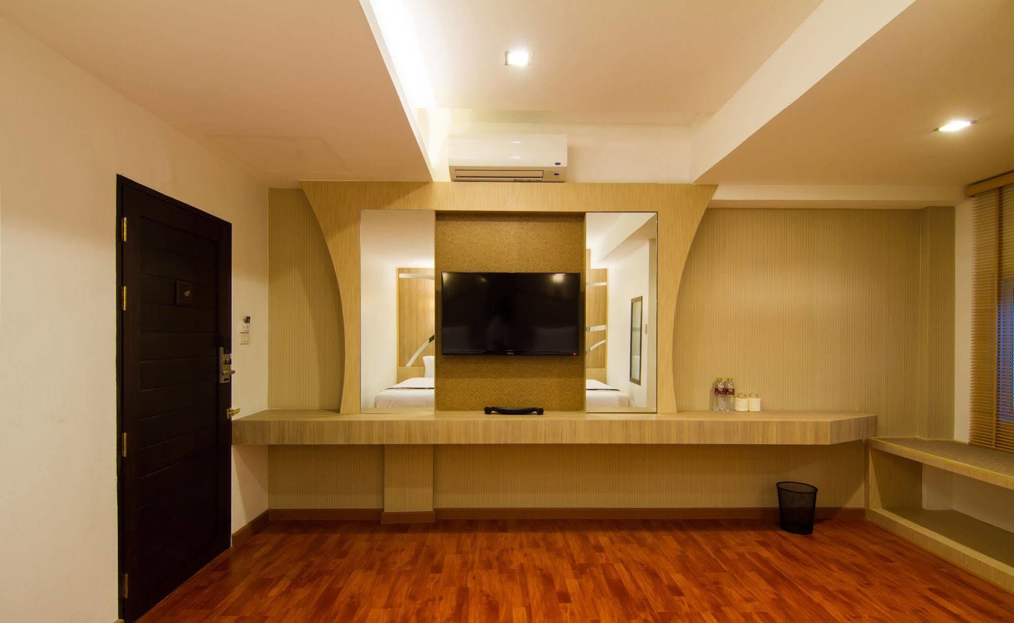 Delio Boutique Hotel Ούντον Τάνι Εξωτερικό φωτογραφία